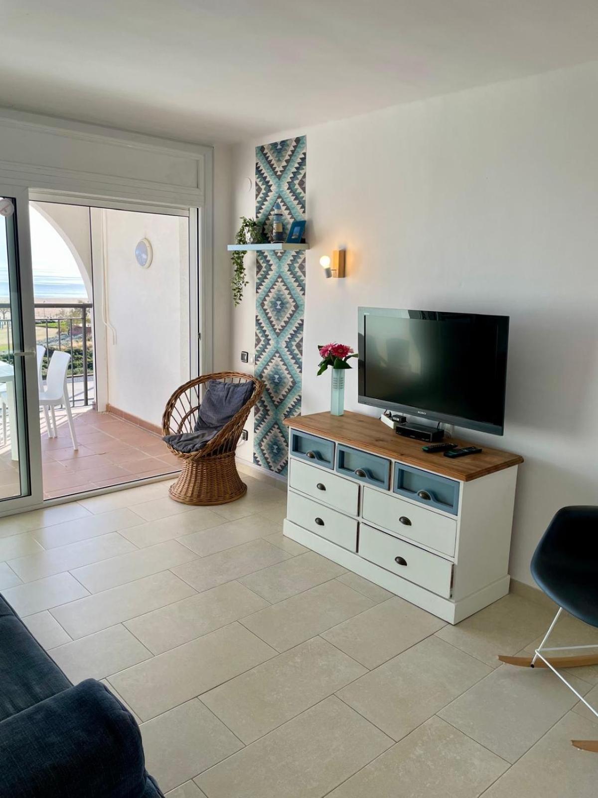 Bahia1-3-41 apt 1ère ligne mer à Empuriabrava Extérieur photo